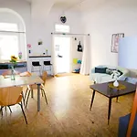 Apartment LAER Hundertwasserhaus
